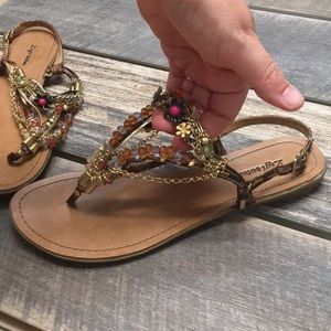 Zigi Soho Sandals✨